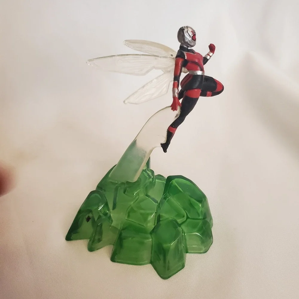 Disney Store Marvel Ant-Man and The Wasp Figure Pvc Cake Topper